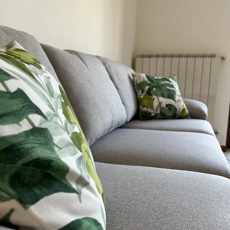 Ξενοδοχείο Townhouse With Pool Salò